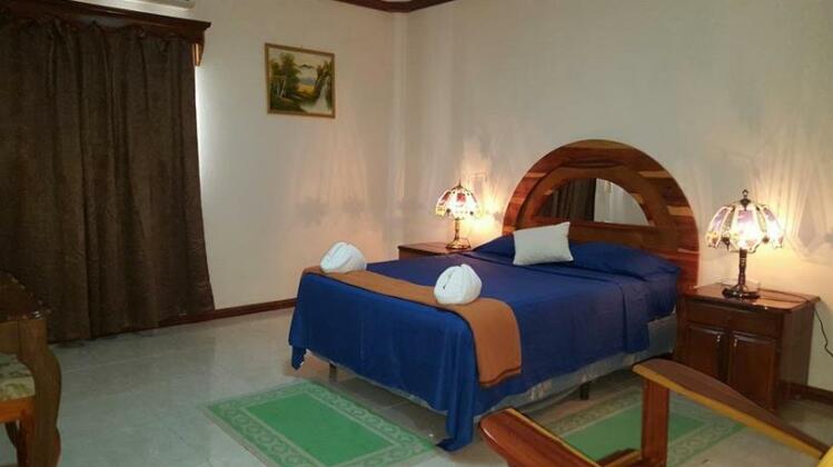 Cabo's Hotel - Photo3