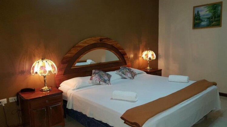 Cabo's Hotel - Photo5