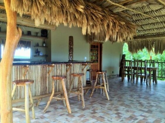 Falcon Hill Lodge - Photo2