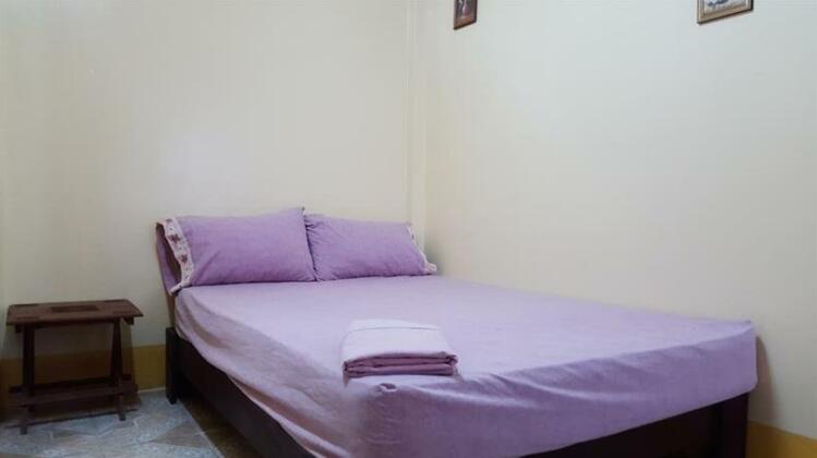 Gibson's Guest House - Photo4