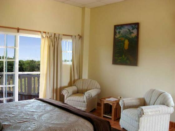 Serenity Sands Bed and Breakfast - Photo4
