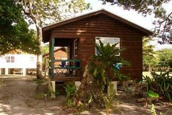 Crooked Tree Lodge - Photo5