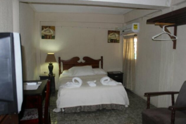 Bonefish Hotel - Photo5