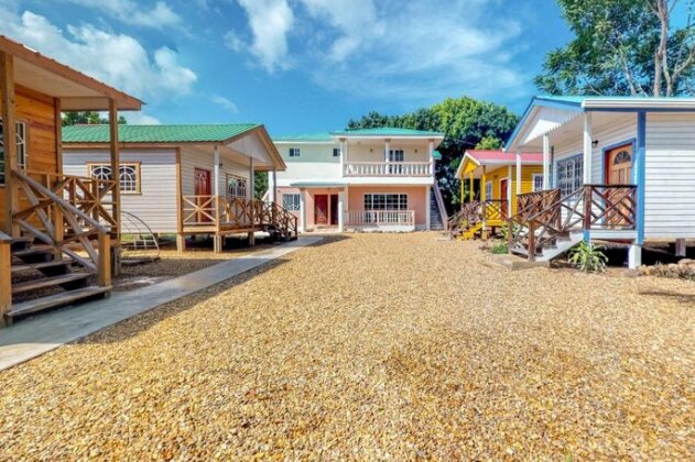 Hummingbird Estate - Photo4