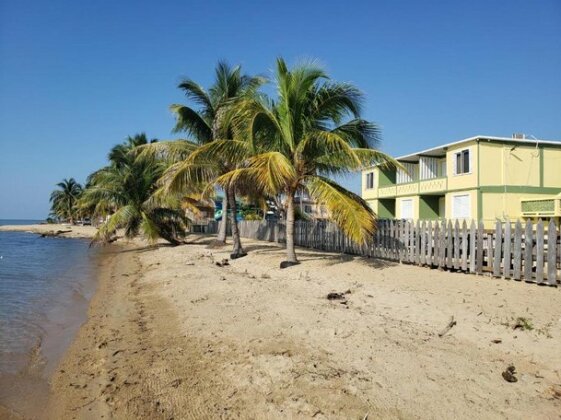 PAL'S on the beach - Photo2
