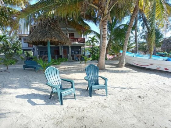 Blu Heven Beach Cabanas - Photo3