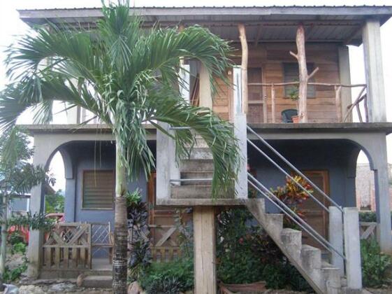 Tutzil Nah Cottages