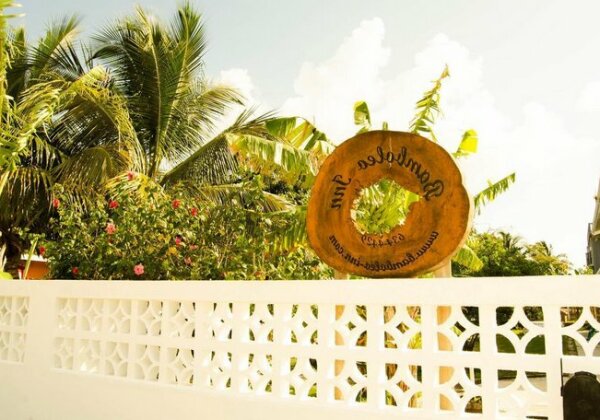 Bamboleo Inn Belize - Photo3