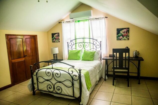 Cataleya's Guesthouse - Photo4