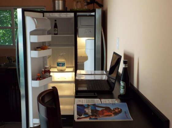 Lake View Condo - Photo2
