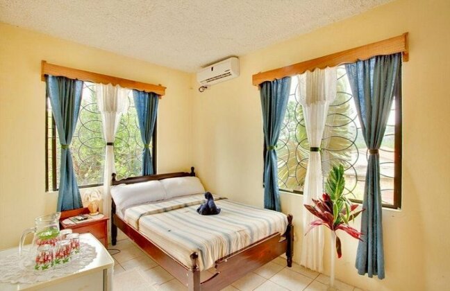 Davis Falls Inn - Photo4