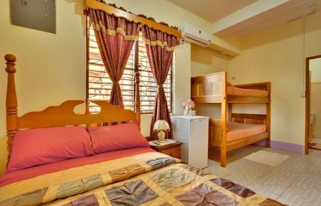 Davis Falls Inn - Photo5