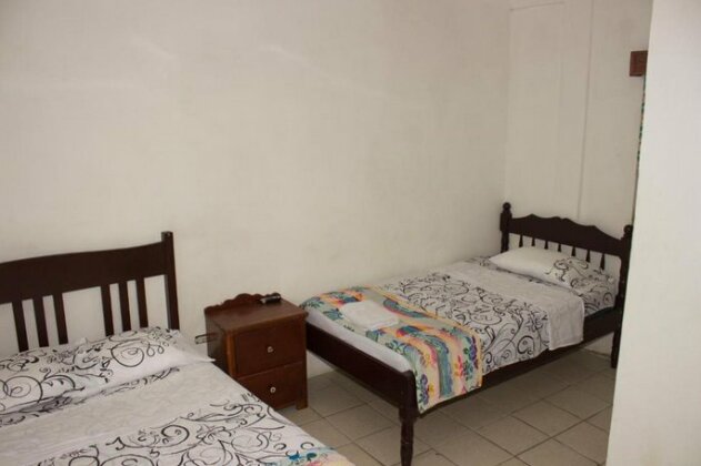 Elvira's Guest House - Photo4