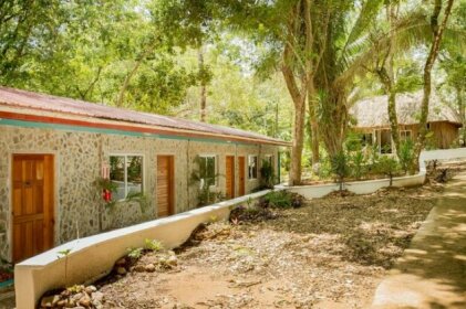 Falling Leaves Lodge