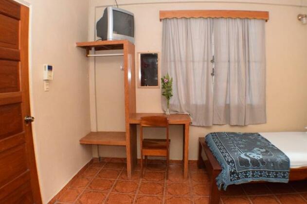 Pacz Guesthouse - Photo3
