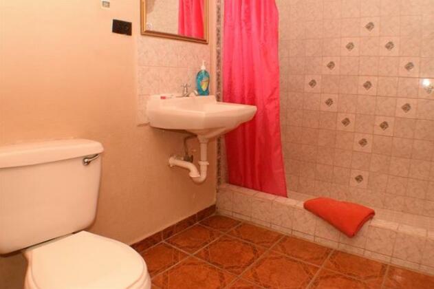 Pacz Guesthouse - Photo4