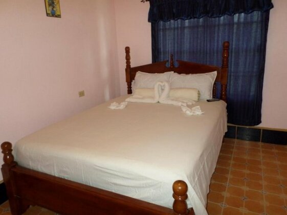 River Park Inn - Photo3