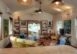 Caye Casa - Photo2