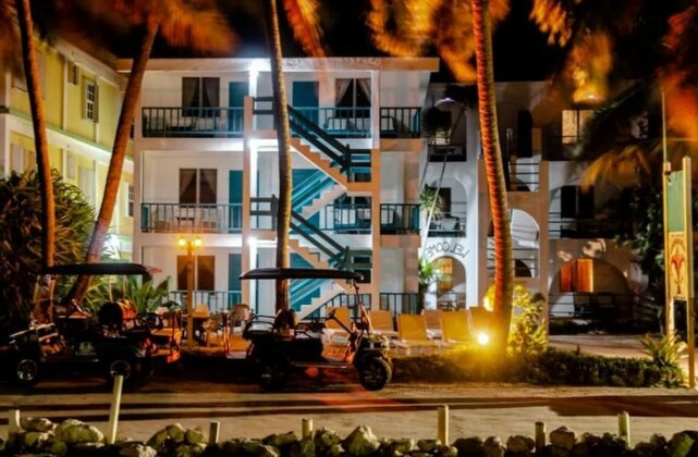 Seven Seas Resort