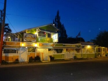 Cocopele Inn