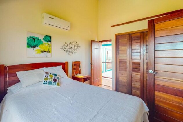 Casa Corazon @ Eddie beach - Photo3