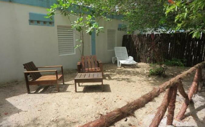 Simberts Apartments - Photo2
