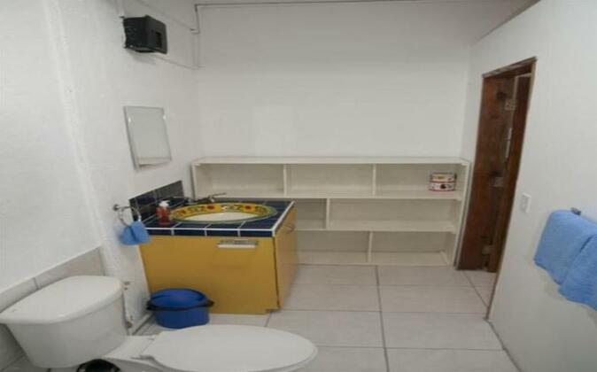Simberts Apartments - Photo3