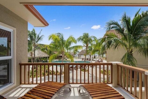 Sirenian Bay Resort & Villas - Photo2