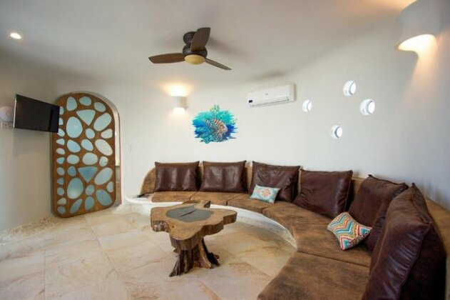 Swan Villas - Photo5