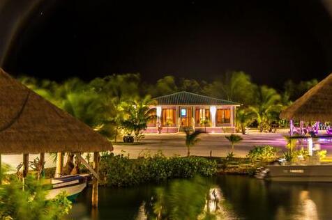 Royal Palm Island Resort - Photo3