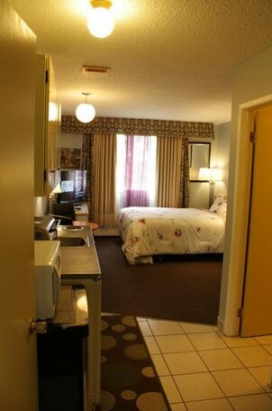 Hillcrest Motel Alberta - Photo4