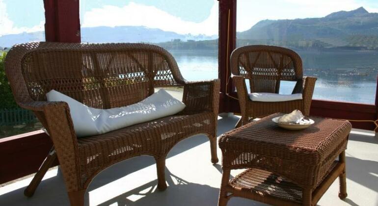 Alert Bay Lodge - Photo4