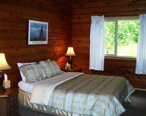 Alert Bay Lodge - Photo5