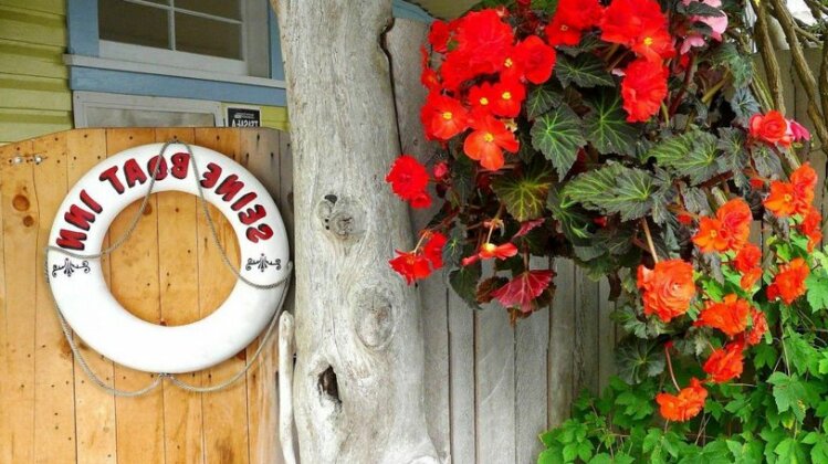 Seine Boat Inn - Photo2