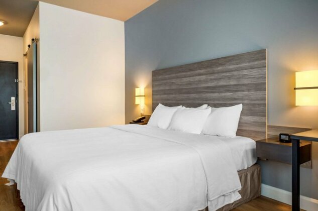 Rodeway Inn Amos - Photo2