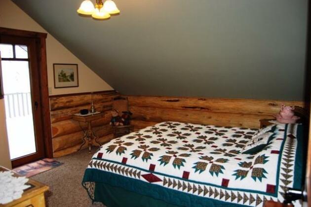 Kowal Ski Cabin by Apex Accommodations - Photo5