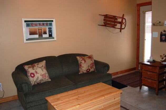 Outlaws Inn by Apex Accommodations - Photo3