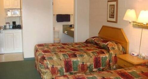 Athabasca Lodge Motel - Photo2