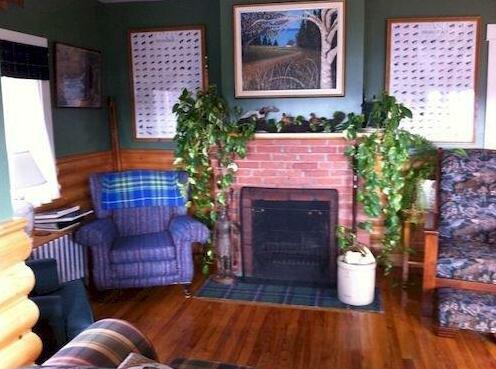 Green Highlander Lodge - Photo3