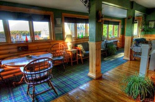 Green Highlander Lodge - Photo5