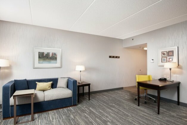 Hampton Inn & Suites by Hilton Barrie - Photo5