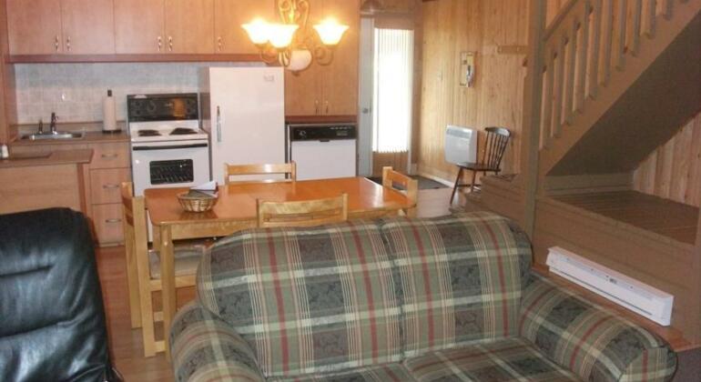 Les Chalets Bo-So-Met - Photo4