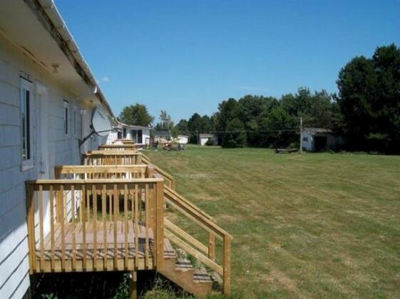 Anchor Motel and Suites - Photo5