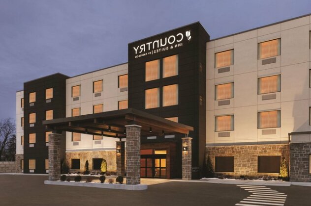 Country Inn & Suites by Radisson Belleville ON - Photo2