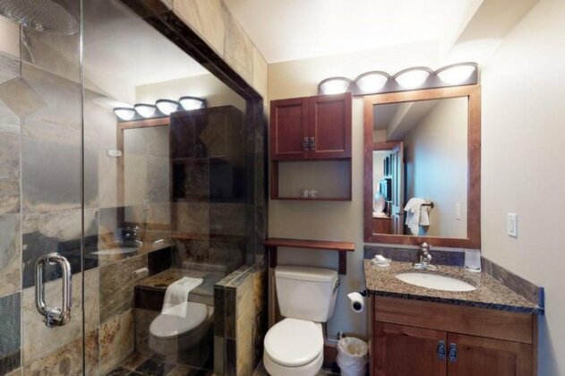 North 9 - Photo4