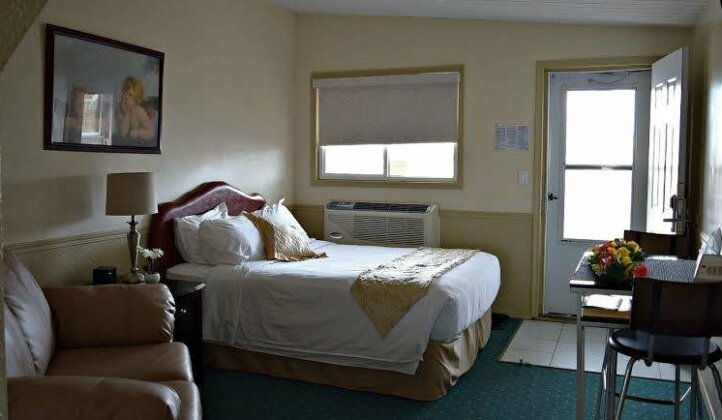 Centre Suites Inns Motel - Photo5