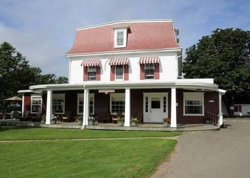 Shaw's Hotel & Cottages