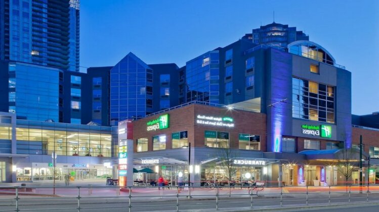 Holiday Inn Express Vancouver-Metrotown Burnaby
