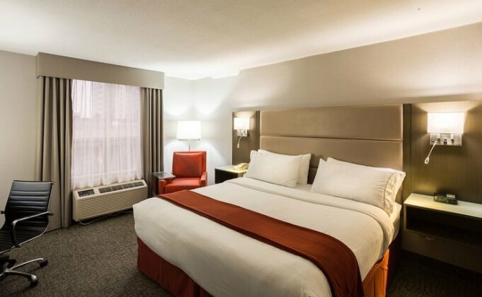 Holiday Inn Express Vancouver-Metrotown Burnaby - Photo5