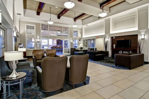 Hampton Inn & Suites by Hilton Calgary-Airport - Photo4